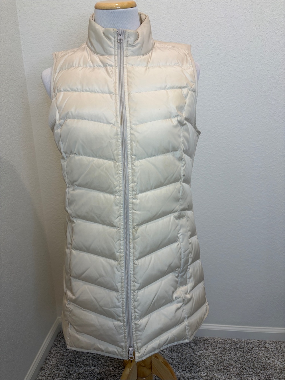 J.Jill Ivory Down Puffer Vest Chevron Quilted Side Zip Small